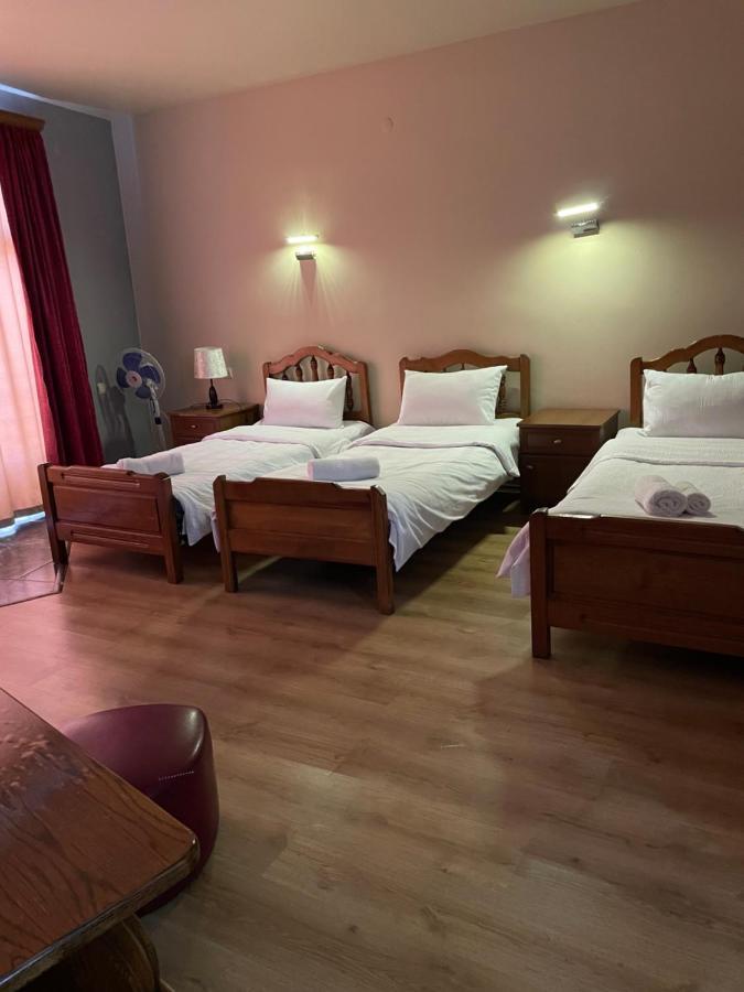 Hotel Era Тбилиси Экстерьер фото