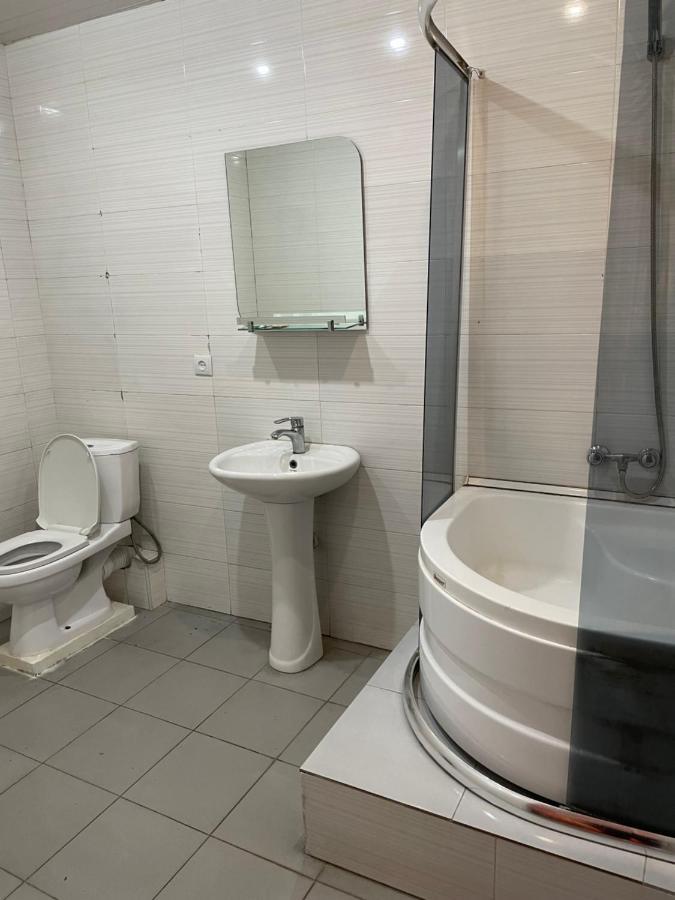 Hotel Era Тбилиси Экстерьер фото